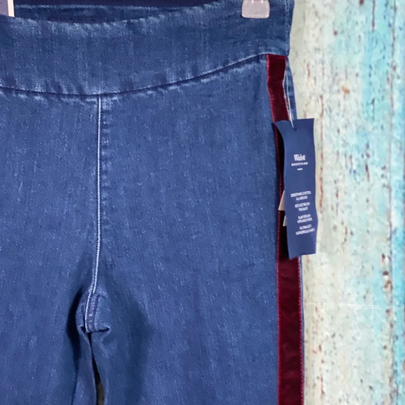 CHARTER CLUB NWT Velvet Trim PullOn Jeans - Picture 11 of 15